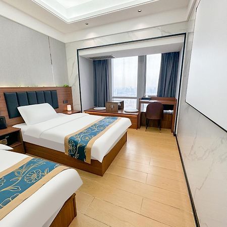 Xingyin Cloudy Hotel Guangzhou Changgang Subway Station - Free Shuttle Bus To Canton Fair Complex During Canton Fair Period Buitenkant foto